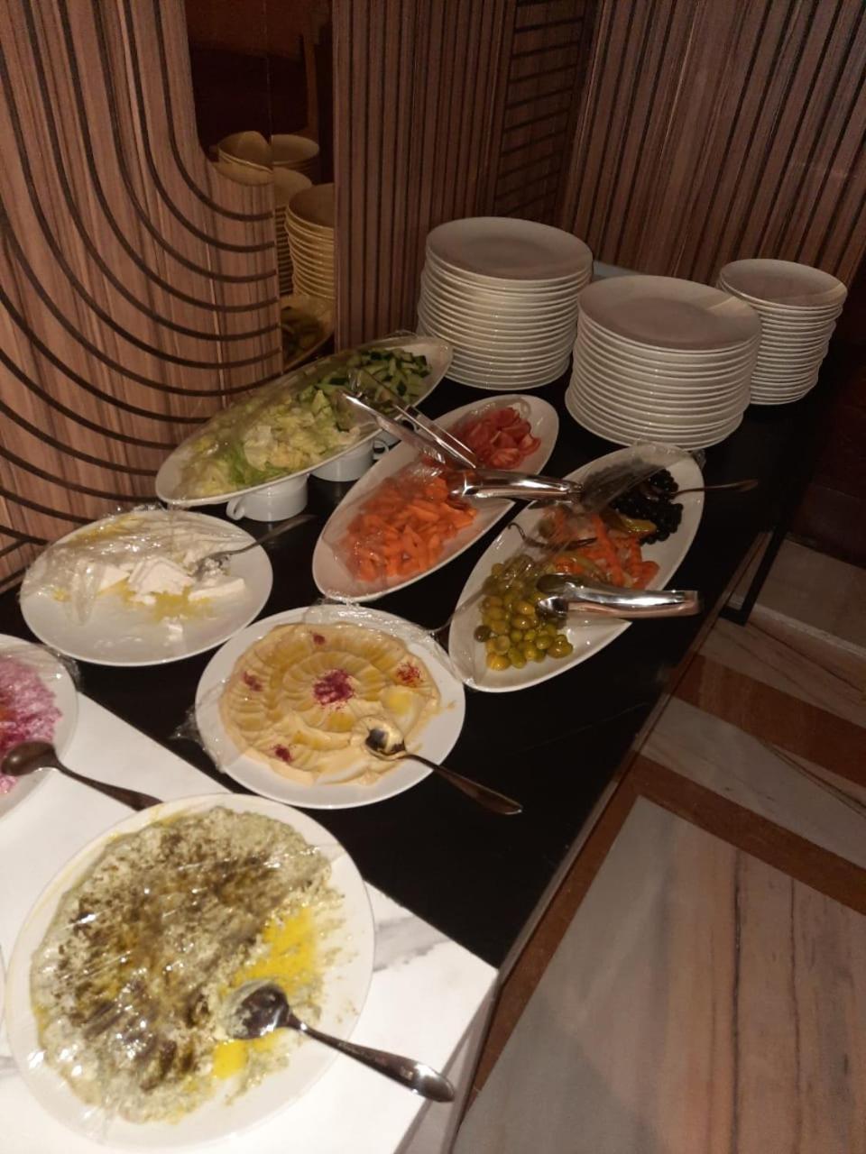 Quiet Jeddah Al Hamra Hotel Luaran gambar