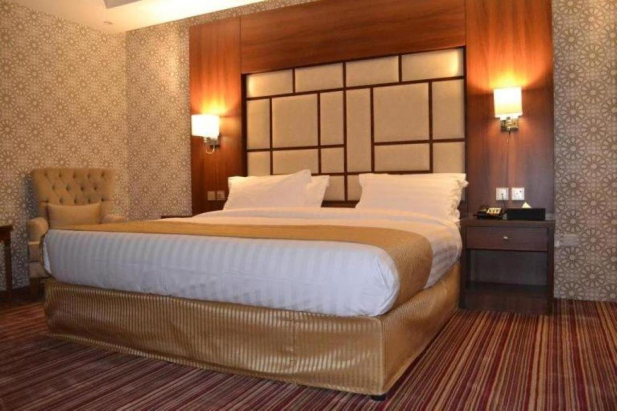 Quiet Jeddah Al Hamra Hotel Luaran gambar